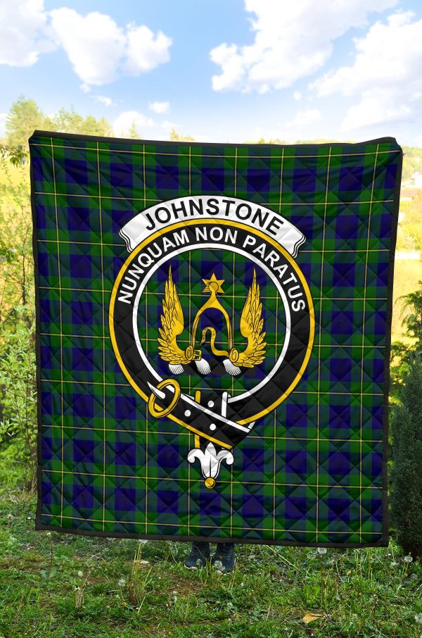 Johnstone Modern Tartan Crest Quilt - SP on Sale - Image 3